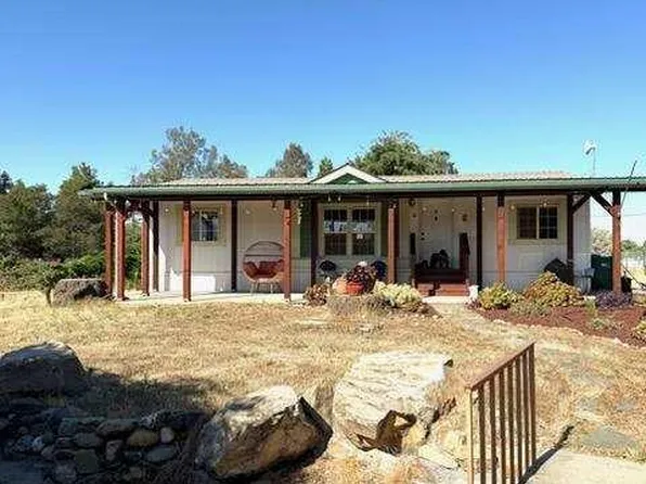 24205 Lomitas Drive #A, Woodlake, CA 93286