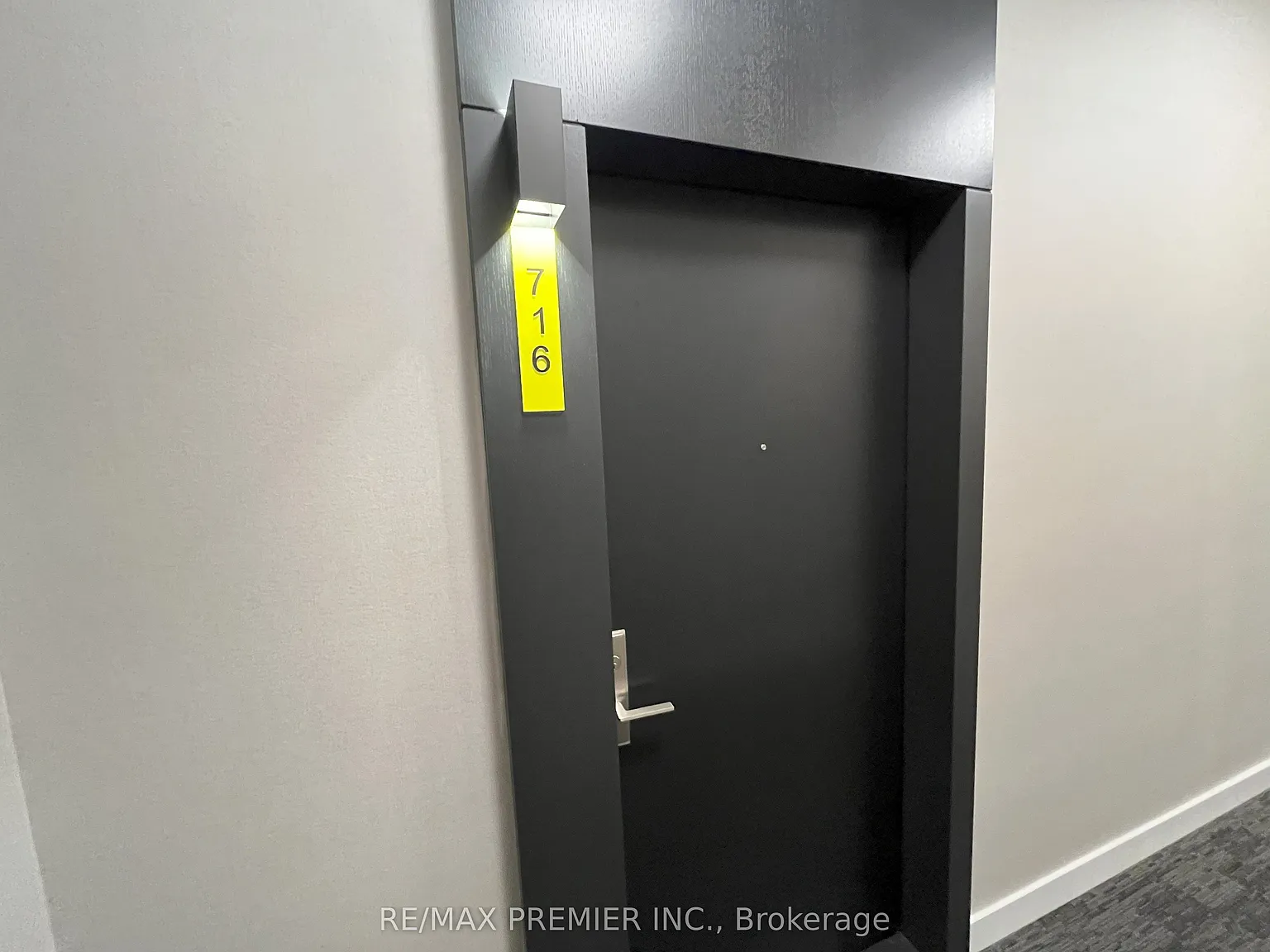 St. Lawrence Condominiums — Photo 3