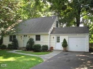 97 Gorham Rd, Fairfield, CT 06824