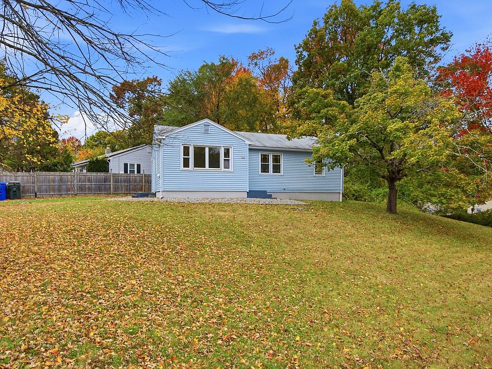 1st image of 114 Leatherleaf Dr