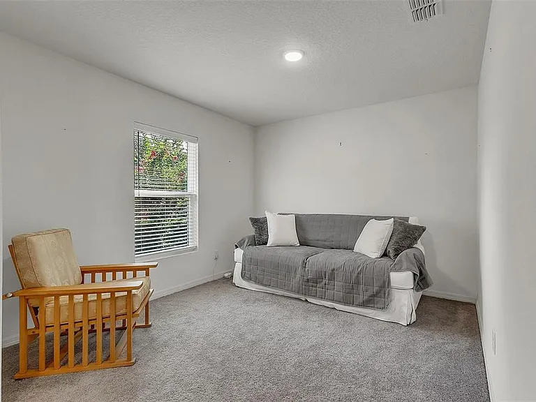 159 Persimmon Dr — Photo 10