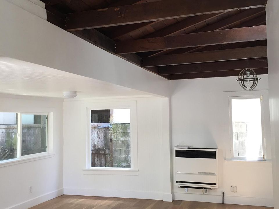 1st image of 525 Santa Clara Ave #C