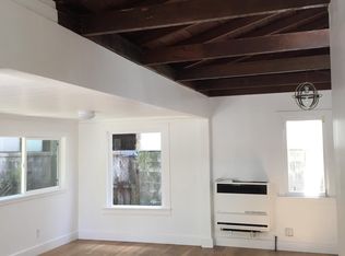 525 Santa Clara Ave #C, Venice, CA 90291