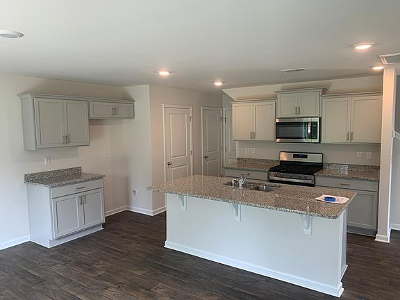 2nd image of 1041 Bridlebrook Trl