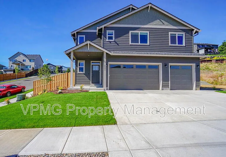 2331 E Otter Loop — Photo 1
