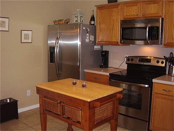 5th image of 7222 River Pines Dr