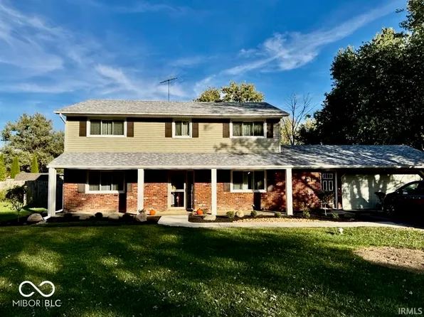 8204 N Tahoe Dr, Muncie, IN 47303