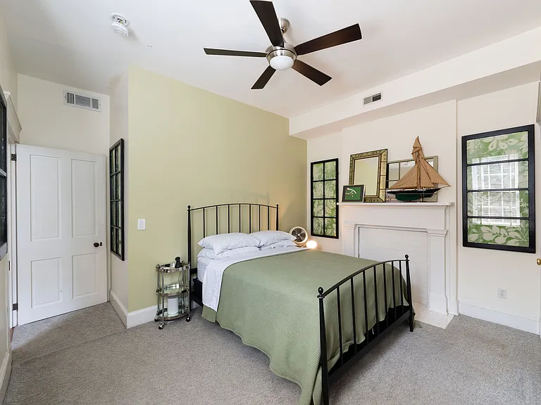 332 Milton St #2 — Photo 21