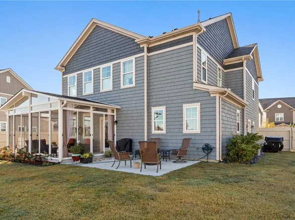 1924 Briton Ln, Chesapeake, VA 23322