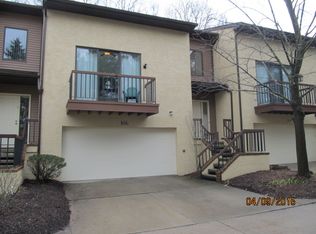 166 Lake Terrace Dr, Munroe Falls, OH 44262