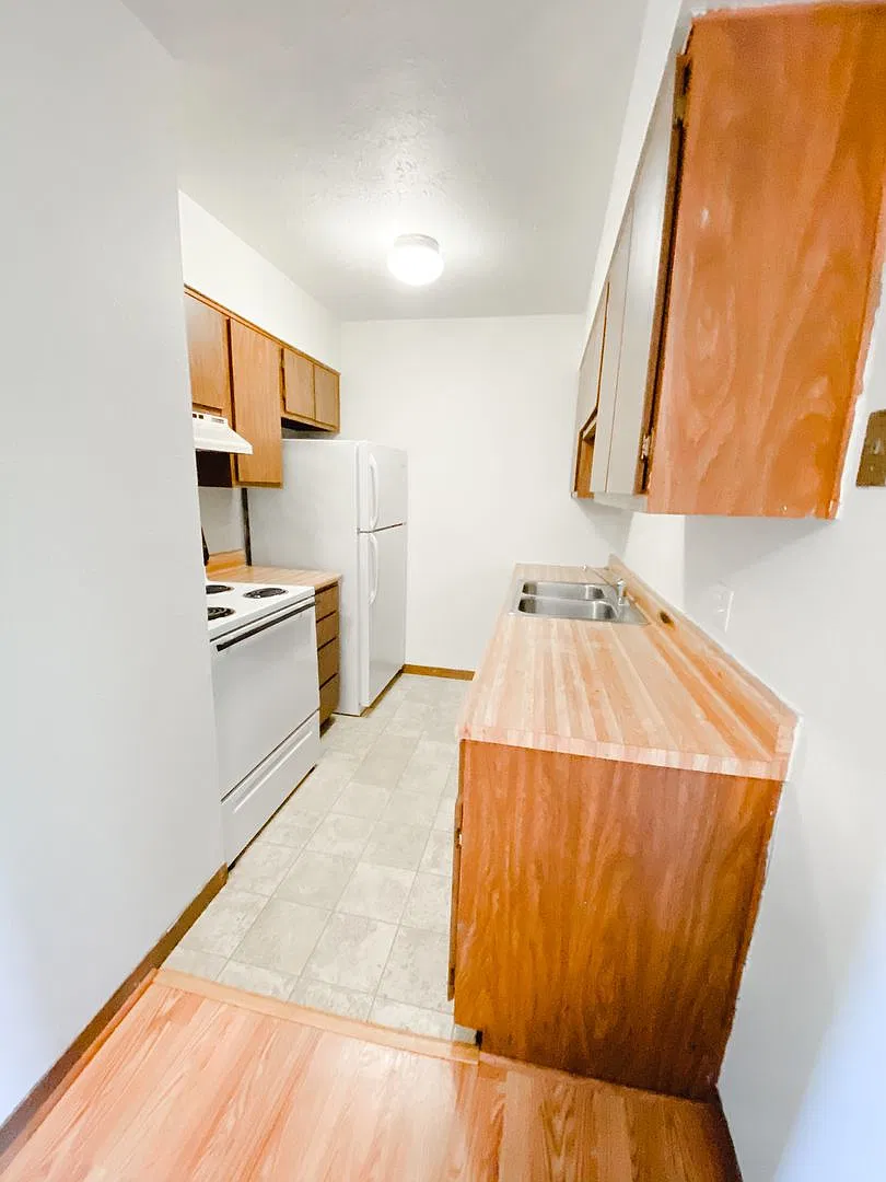 Fowler Place Apartments — Photo 4