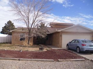 94 Lisbon Ave SE, Rio Rancho, NM 87124