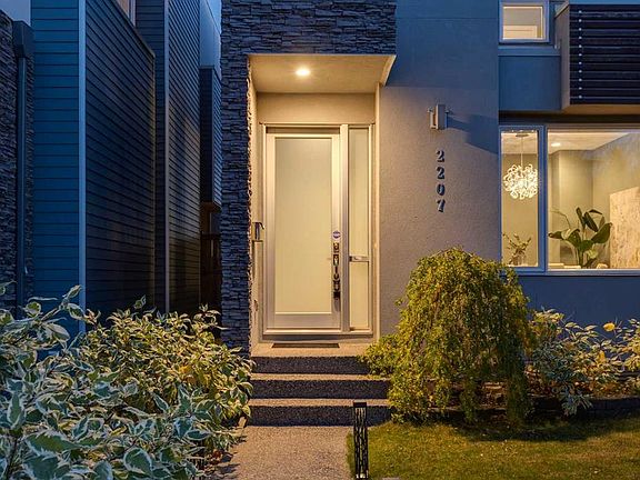2nd image of 2207 N 32nd Ave SW