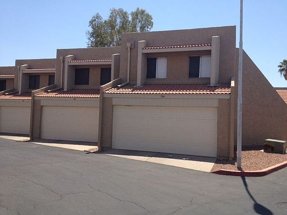 3rd image of 7330 N 43rd Ln