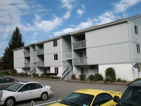 4 N Hamilton St APT 17, Jordan, NY 13080