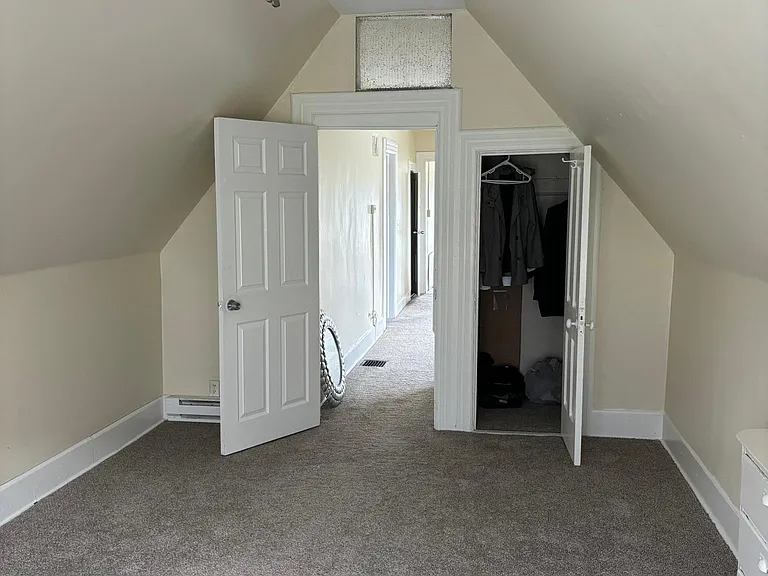 1518 N Van Buren St #301 — Photo 9