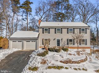 8309 Magic Leaf Rd, Springfield, VA 22153