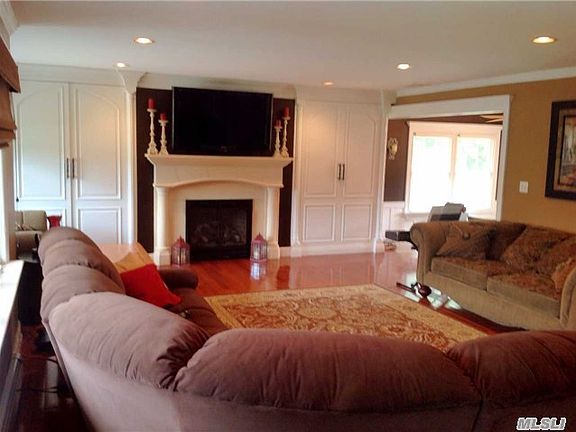 4th image of 28 Keswick Dr