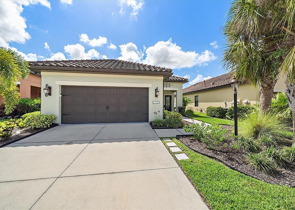 1st image of 220 ALFERO WAY