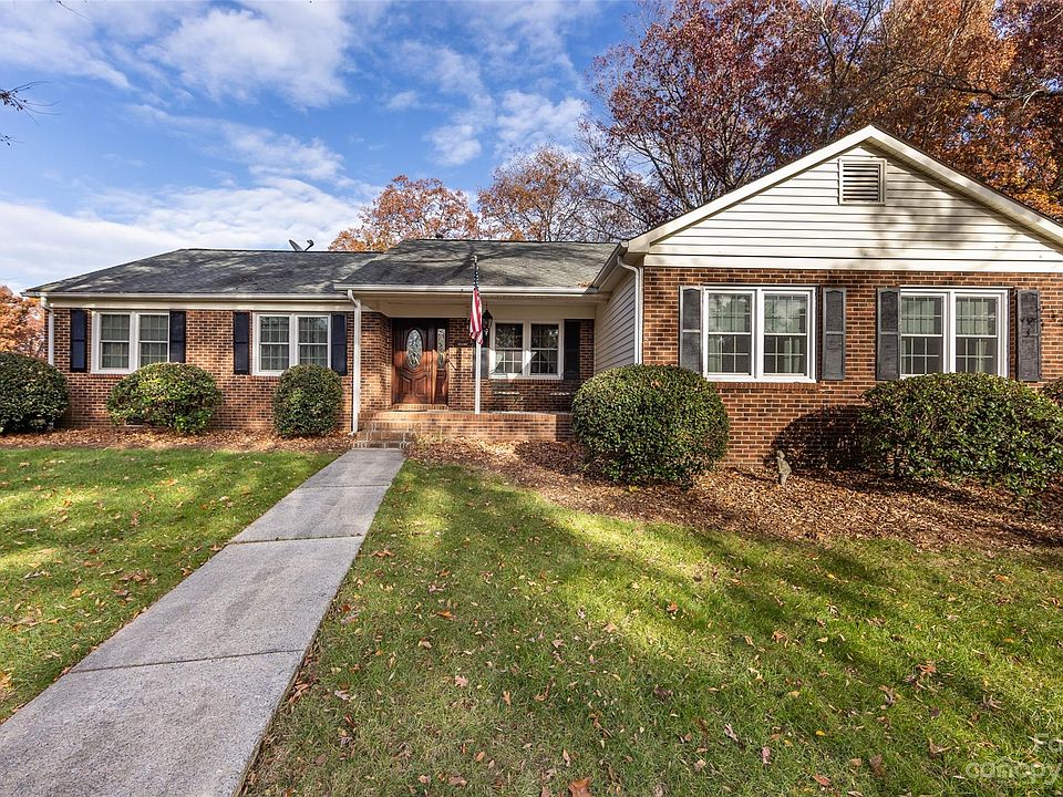1st image of 4101 Waterford Dr