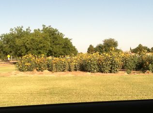 17302 E Brooks Farm Rd, Gilbert, AZ 85298