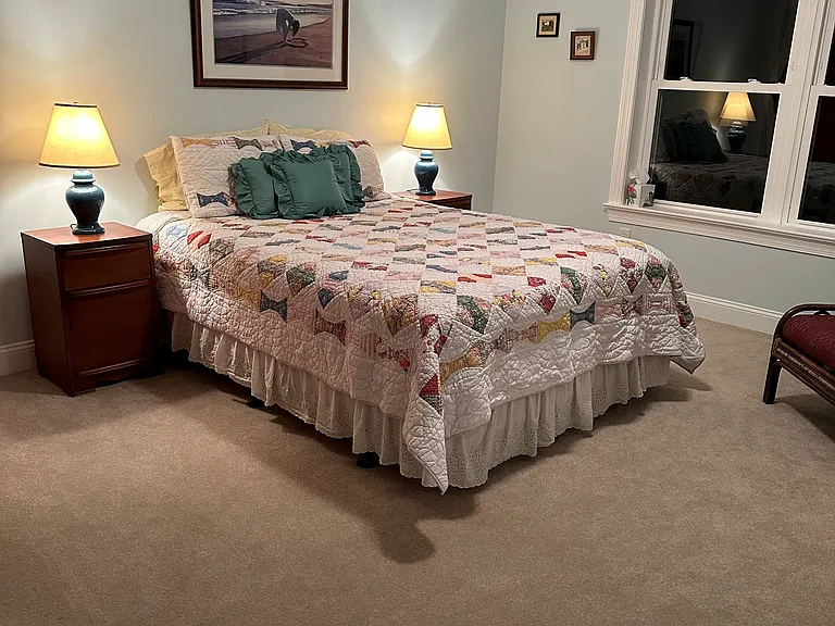 Upstairs Bedroom 2
