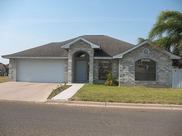 1st image of 2404 Heather Ave