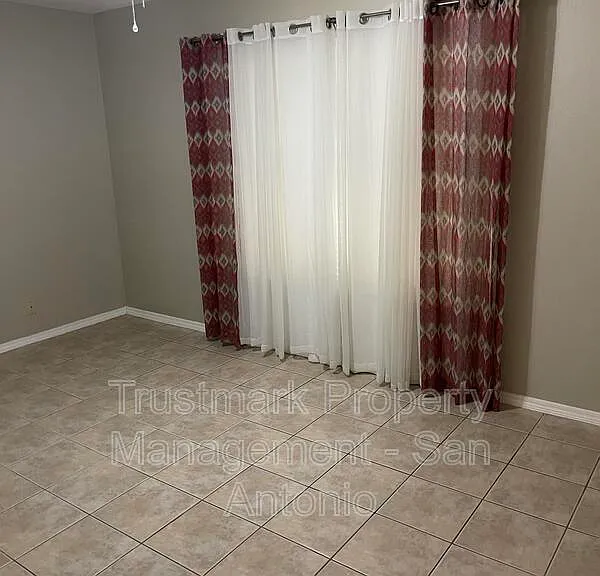 8335 Bent Meadow Dr — Photo 15