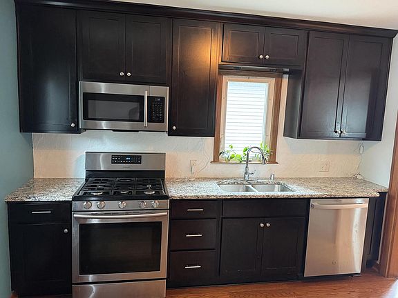 4th image of 517 Hayes AVENUE