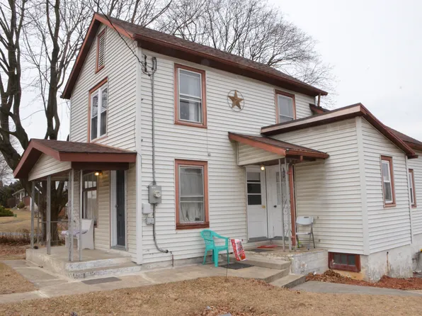 3787 Maple St, Allentown, PA 18104