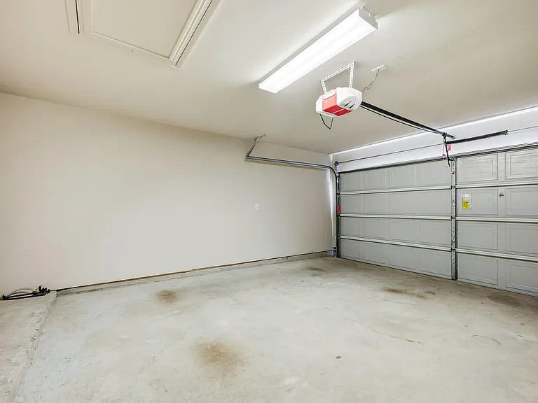7126 Whitlow Wonder Ln — Photo 39
