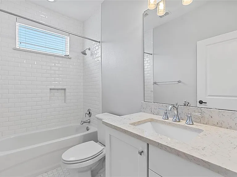 835 W Canton Ave — Photo 25