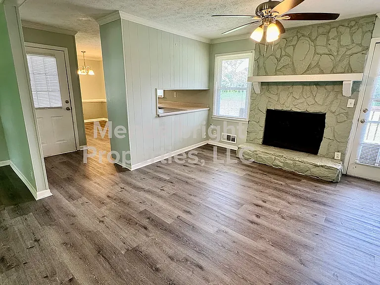 826 Tanner Rd — Photo 9