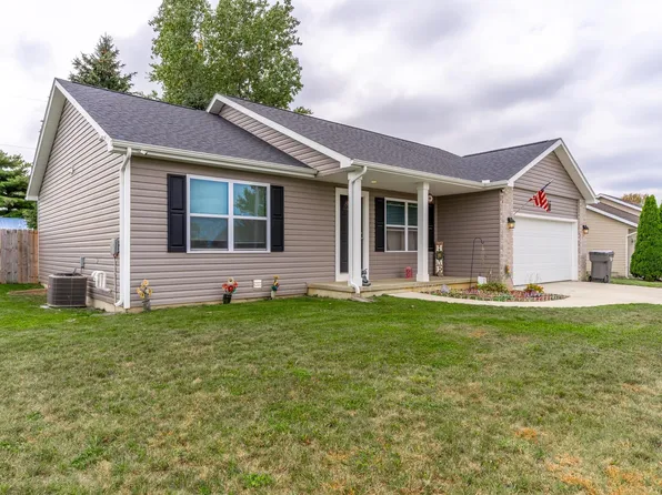 240 Todd St, Topeka, IN 46571