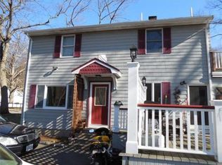 2 Piedmont Rd, Peabody, MA 01960