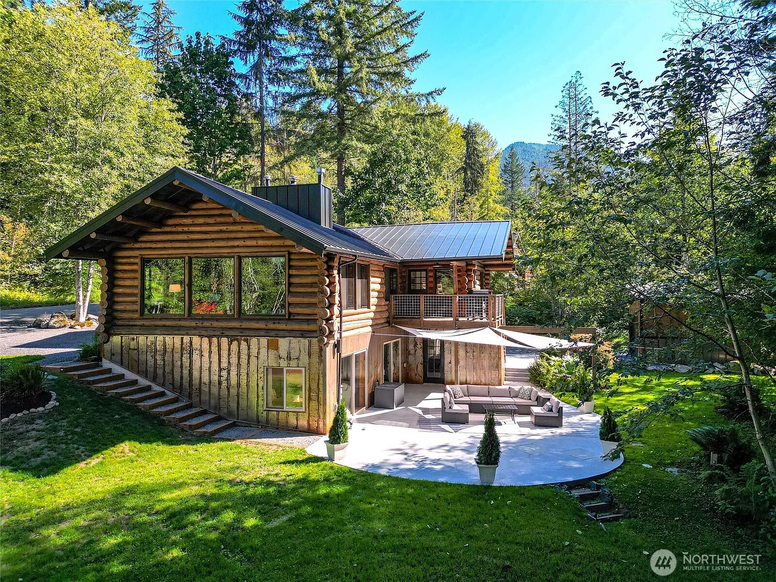 7577 Canyon View Drive photo 1