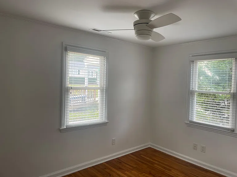 2329 Bernard St — Photo 6