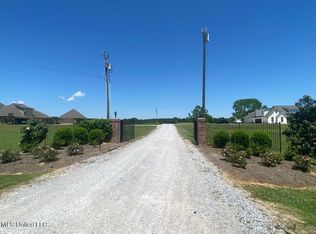8 Sky Lake Dr #8, Pelahatchie, MS 39145