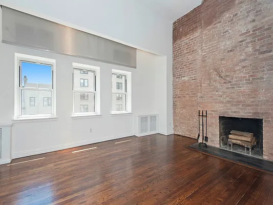 Sold by Sotheby's International Realty | media 2