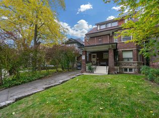 16 Foxbar Rd #1, Toronto, ON M4V 2G6