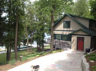 9402 Pigeon Lake Rd, Valders, WI 54245