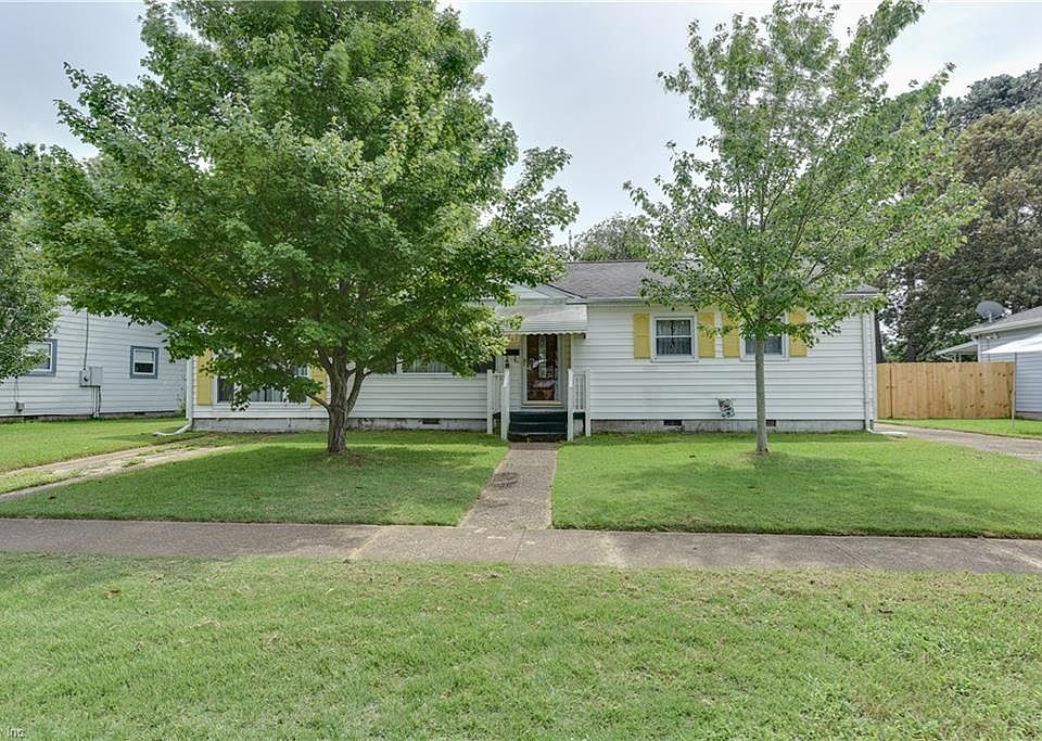 1st image of 1805 Sunset Dr