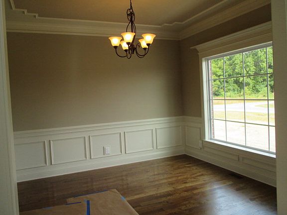 3rd image of 200 Ashland Dr