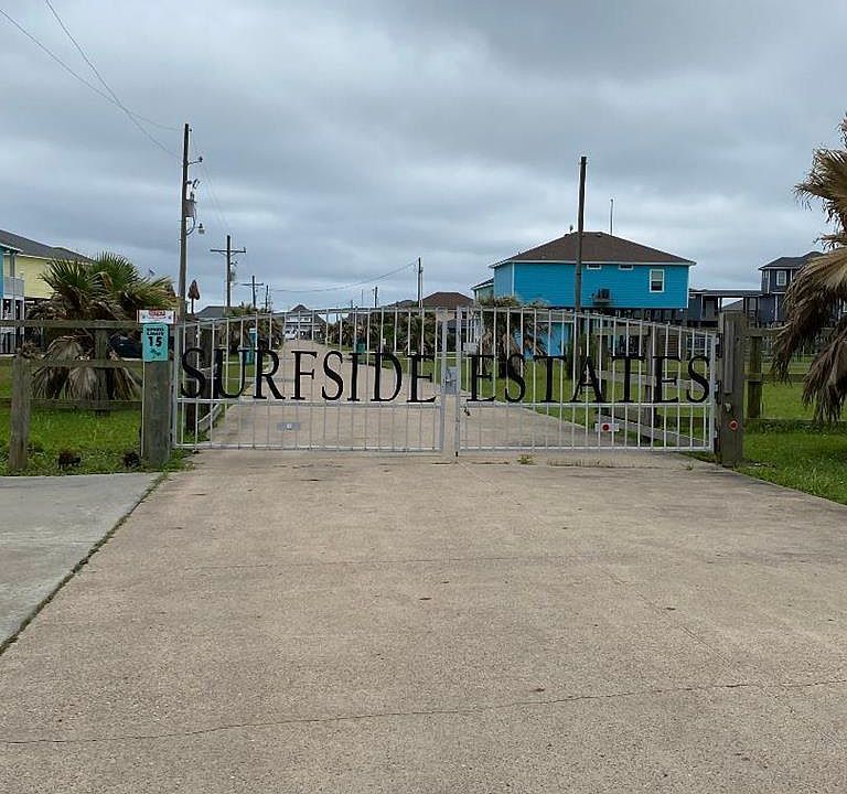 1st image of 965 Surfside Dr