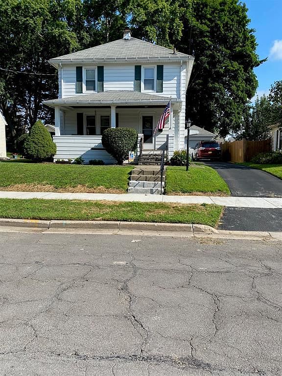 631 Church St, Endicott, NY 13760 Zillow