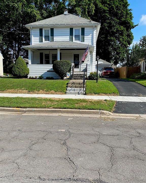 1st image of 631 Church St