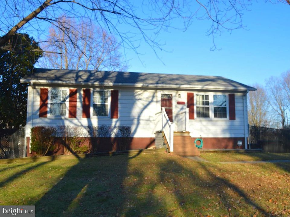 1st image of 12608 Sturdee Dr