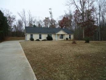 1st image of 138 Akers Lake Dr