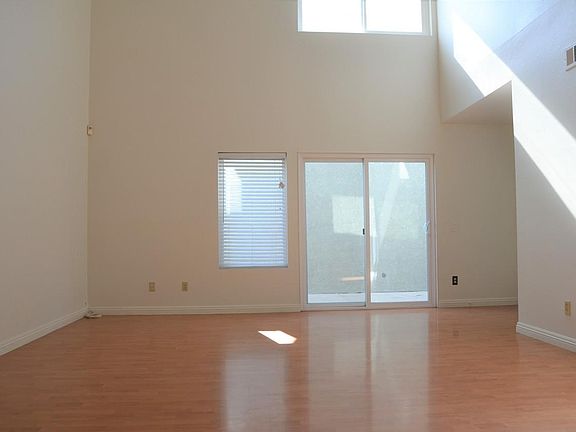 2nd image of 4325 Ironwood Dr
