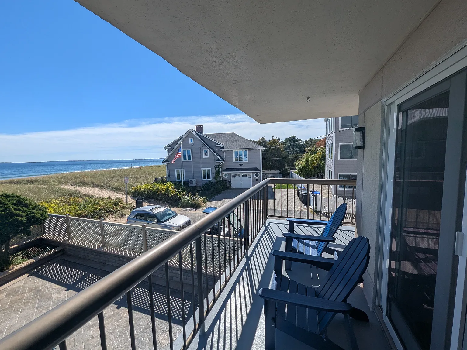 2 bed, 1325 sqft, $2,500 — Photo 2